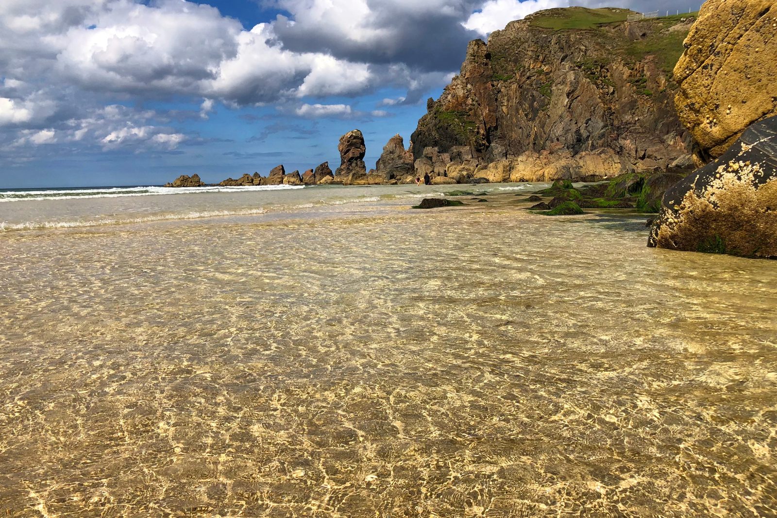 Clear water at the Dalmore sea stacks