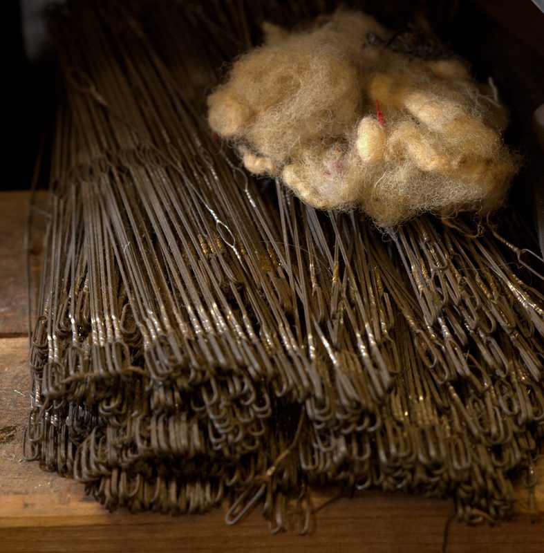 Fleece on the heddle wires