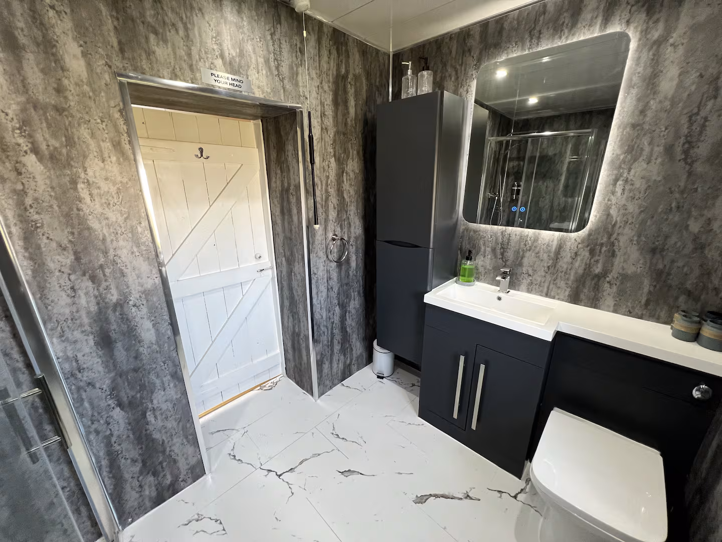 Bathroom basin and mirror