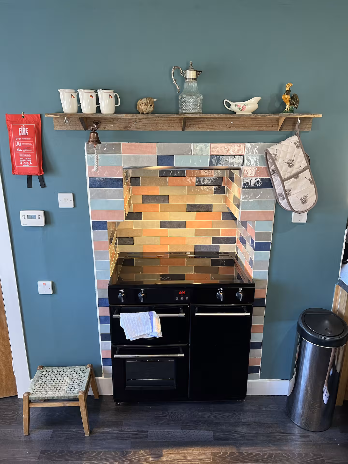 Range cooker in the kitchen